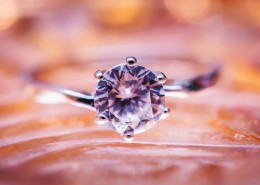 A chic diamond ring