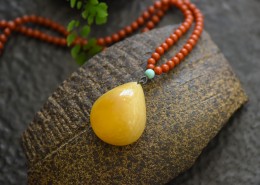 Delicate and smooth honeywax Pendant